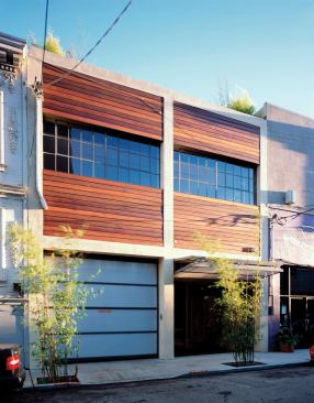 CUSTOM HOME  November-December 2010&nbsp; The Public/Private House  Alley Adaptation