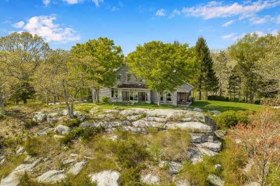 Hilltop House