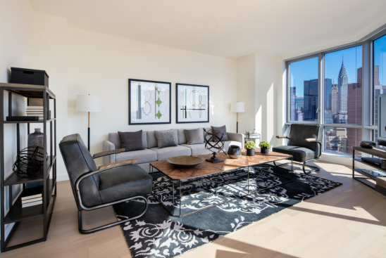 Living Room, Daytime View 