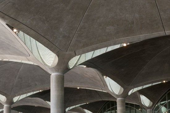 Column detail.