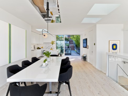 Eating Area looking towards Kitchen