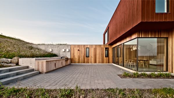 Entry+terrace.