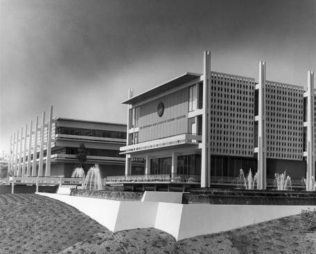 Archival photo of Metropolitan Water District, Los Angeles, by William Pereira & Associates