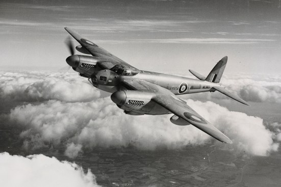 British de Havilland Mosquito, 1941