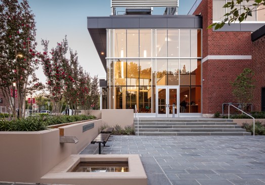 Side+Entry
