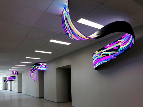 `Pulse´, permanent installation by Daniel Canogar at Zachry Engineering Education Complex
A&M University, Texas
