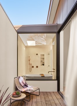 Owners' Patio, Inverse House by Matt Fajkus Architecture