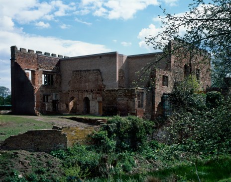 Astley+Castle+exterior.