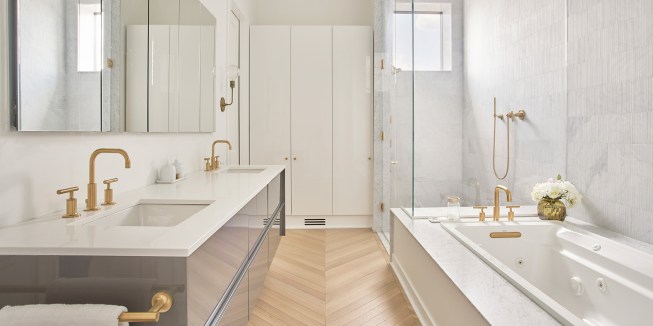 Home master bathroom.