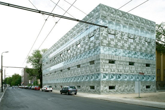 Herzog & de Meuron and Thomas Ruff. Eberswalde Technical School Library, Germany (1994–96). Exterior view.