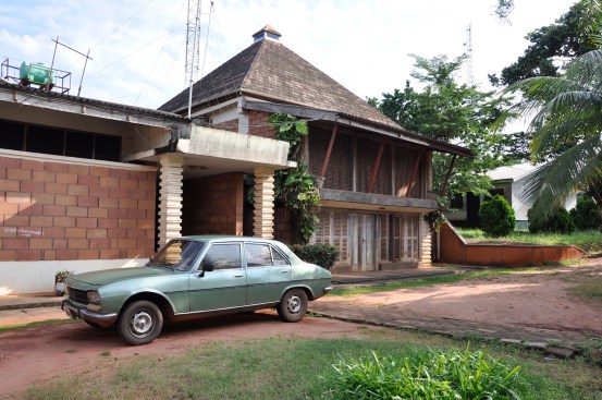 Demas Nwoko’s Private Villa in Idumuje-Ugboko, Nigeria, 1976