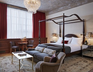 Customized+for+Soho+House+Chicago%2c+Wausau%e2%80%99s+3250i+INvent+Retro%e2%84%a2+XLT+Series+historical+windows+simulate+the+look+of+original%2c+turn-of-the-century+steel+windows%e2%80%99+true+divided+lites+with+a+narrow%2c+exterior+face+in+cove+profiles.