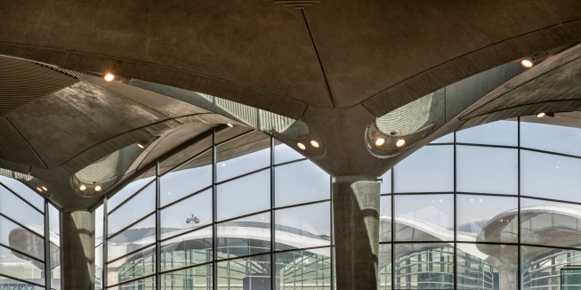 Facade & column connections.