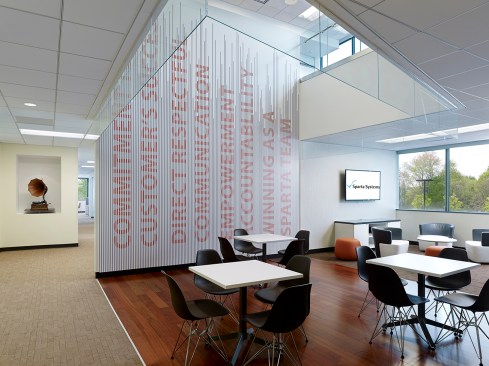 Forum, Branding