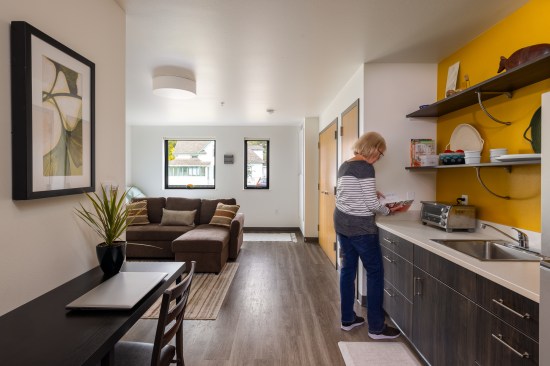Studio Apartment