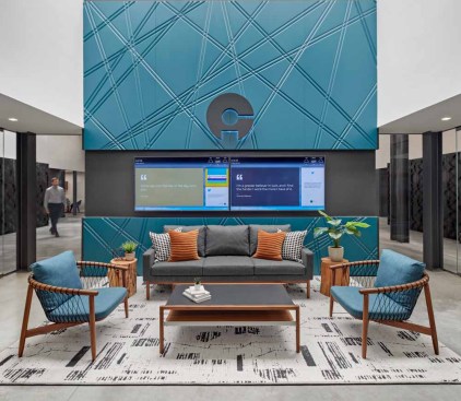 An ever-changing monitor, mounted on a floor-to-ceiling engraved feature wall at the main entrance,
allows Connecticut Innovations to showcase its own brand and promote tech partners.
