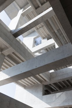 Universidad de Ingeniería & Tecnología (UTEC), Lima, Peru, by Grafton Architects