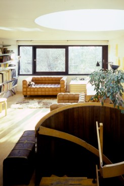 Housing, Winscombe Street, Camden, London: the top floor living room