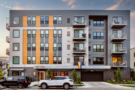 The downtown, semi-industrial vibe of Metric Apartments in Minneapolis, Minn. appeals to younger renters.Photo: alanblakely.com