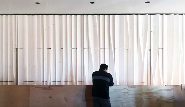 Installing the pulled plaster wall panels