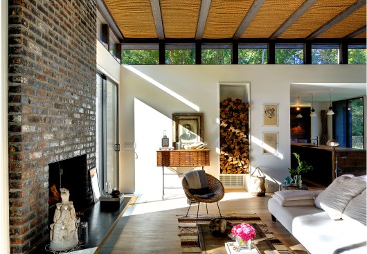 Carefully
selected furniture and products were collected by the clients to compliment the
coastal home.
