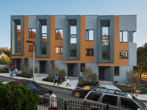 Interface Studio Architects - Roxbury E+