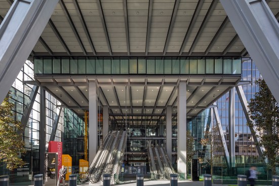 The public space at The Leadenhall Building fromLeadenhall Street