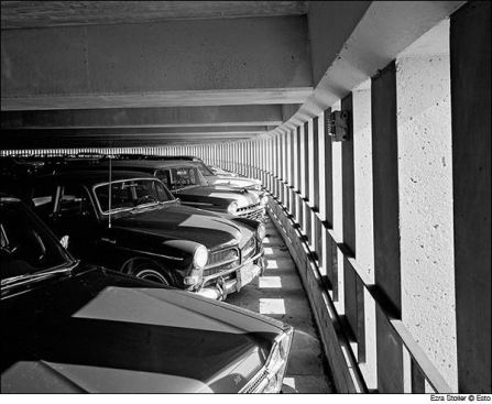 Skidmore, Owings & Merrill  Photographer: Ezra Stoller &copy; Esto  This innovative 1965 design by Skidmore, Owings & Merrill for a Macy’s in Queens ringed the circular store with parking, so that shoppers could more directly access their department of choice.