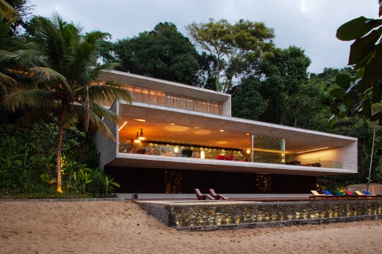 Paraty House, 2009