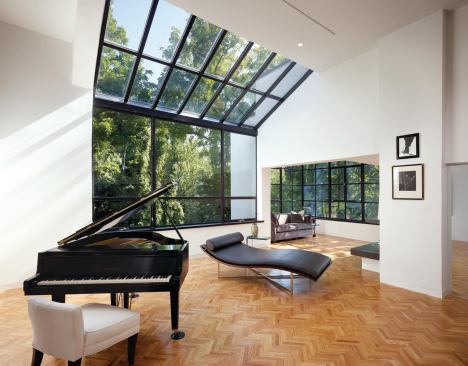 Guests are often treated to cocktails and music at the studio. 

