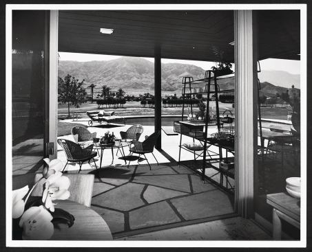 Williams designed an informal, 4,400-square-foot ranch house with six bedrooms and a swimming pool. The architect encouraged the outdoors to flow inside—as was popular in Palm Springs at the time—by putting in glass walls and including a lanai-style outdoor living space. The house was demolished in 2002, and the Ball-Arnaz house was replaced by seven smaller ones.