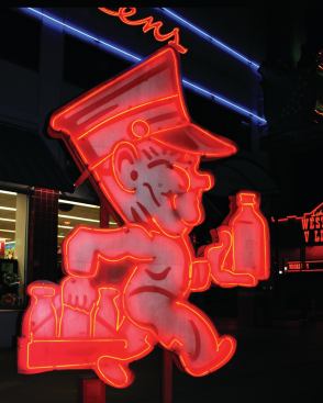 Founded in 1907, Anderson Dairy’s “Andy” Anderson sign was created in the 1950s by designer Herman Boernge. The playful neon version of the cartoon “Andy” Anderson mascot remained at the dairy until 1994 when he joined the Neon Museum’s Downtown Gallery, a collection of nine restored signs installed as public art near Fremont Street and Las Vegas Boulevard.  
