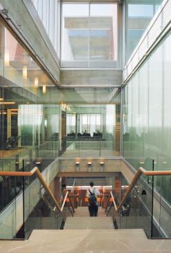 A  Glass guards Inkan 
www.inkan.on.ca Custom handrails  Wood and metal handrail options  Available with 1/2-inch-, 5/8-inch-, or 3/4-inch-thick tempered glass  Depending on the installation, provides durability and safety  Variety of mounting options make for a versatile product