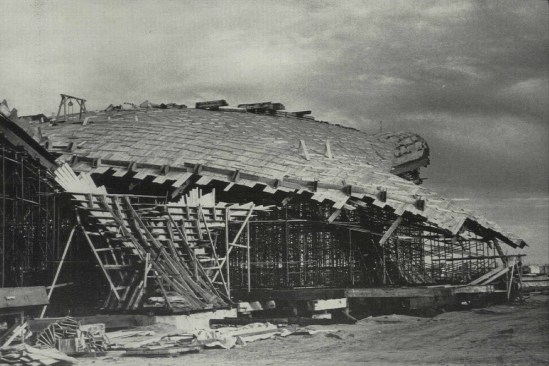 A photo in Architectural Forum showing the pouring of the terminal’s roof