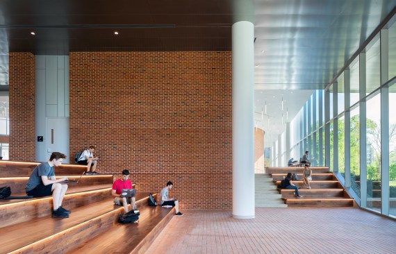 Informal work areas on the first floor