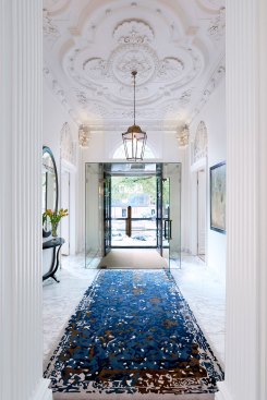 The hotel's main entrance.