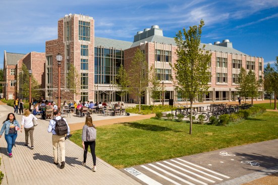 Henry A. and Elvira H. Jubel Hall at Washington University in St. Louis, by Moore Ruble Yudell Architects & Planners and Mackey Mitchell Architects